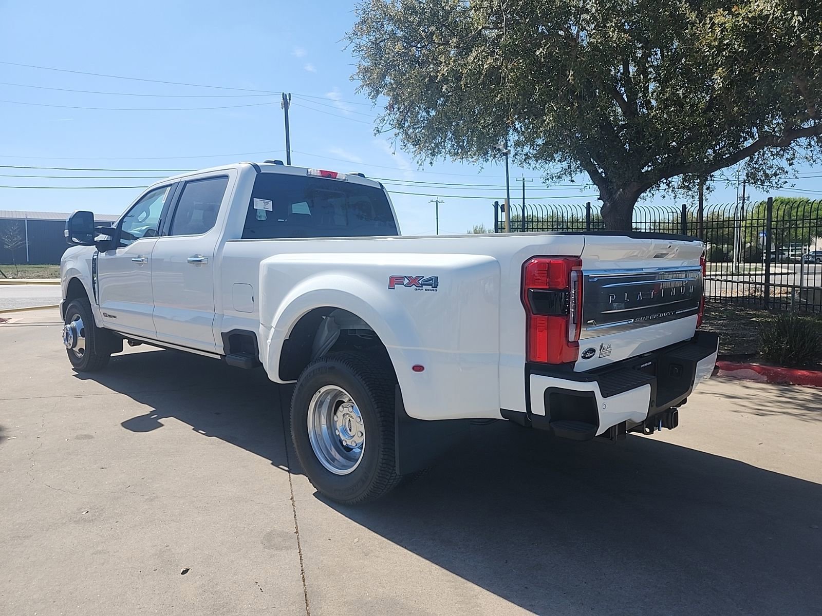 New 2026 Ford F350 Platinum w/ Platinum Plus Package image 3