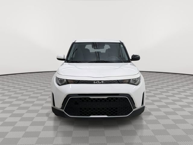 Used 2023 Kia Soul LX w/ Option Group 015 FWD image 3