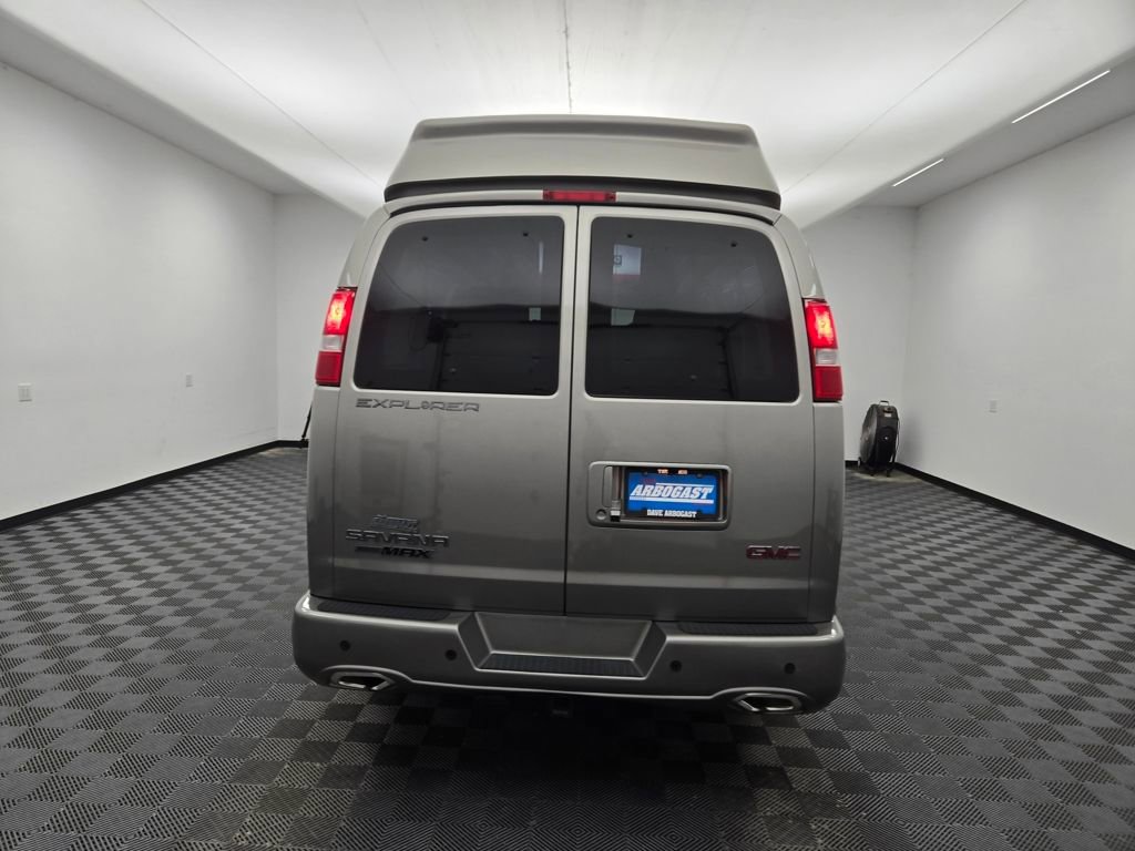 Used 2023 GMC Savana 2500 image 4