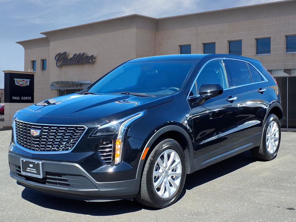 Certified 2022 Cadillac XT4 Luxury w/ Cold Weather Package