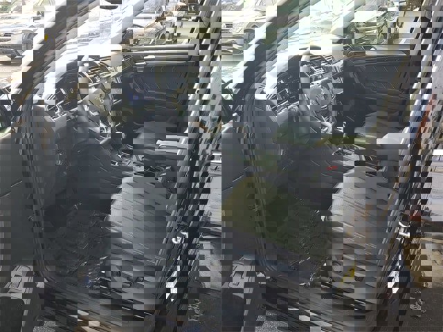 Certified 2022 Volkswagen Tiguan SE image 17