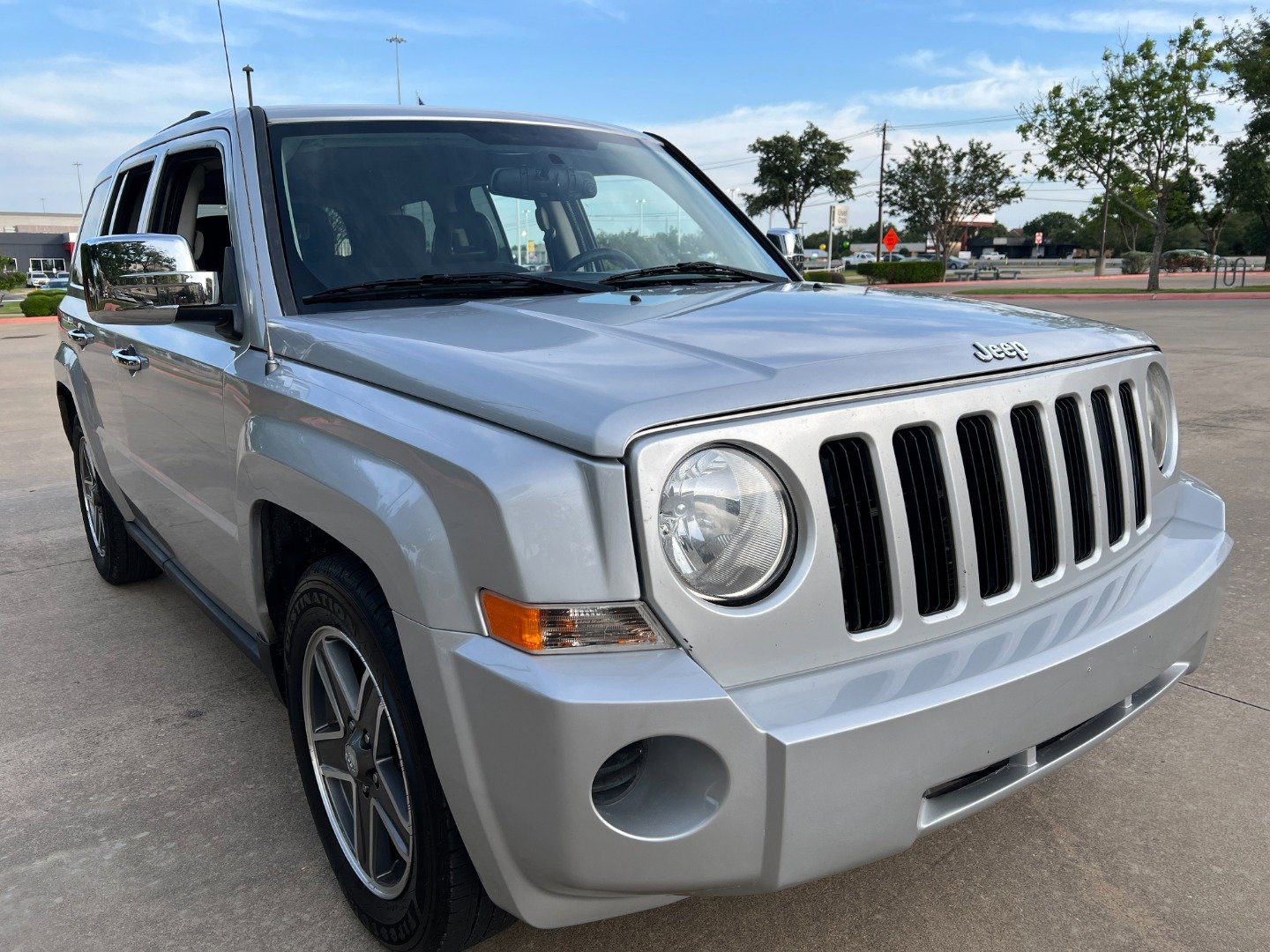 Used 2008 Jeep Patriot Sport image 1