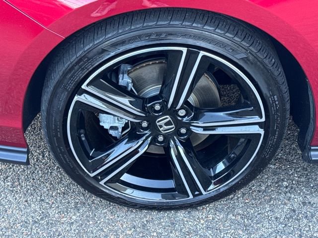 Used 2024 Honda Accord Sport image 2