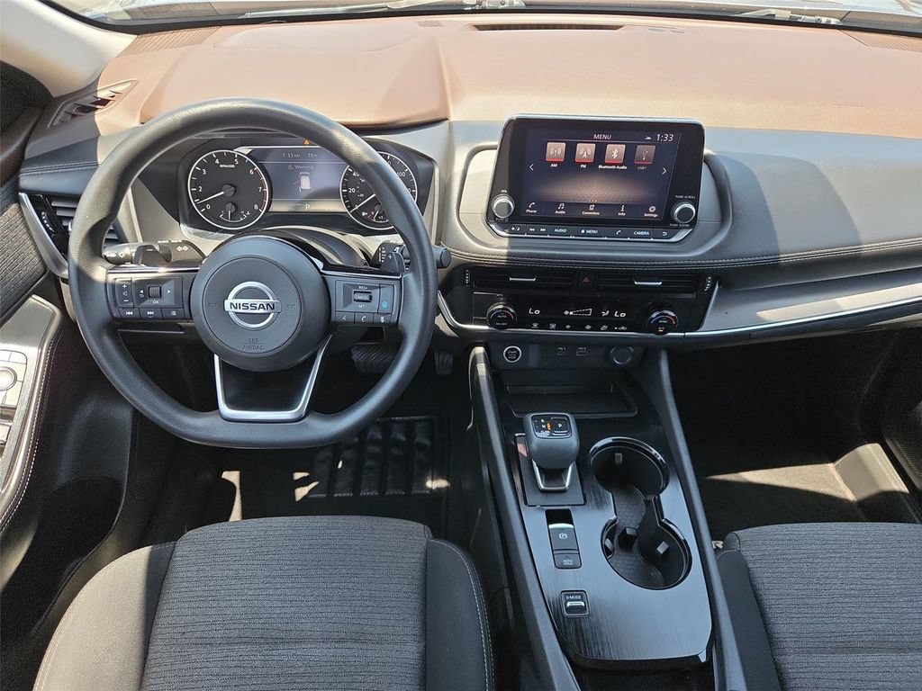 Used 2021 Nissan Rogue SV FWD image 12