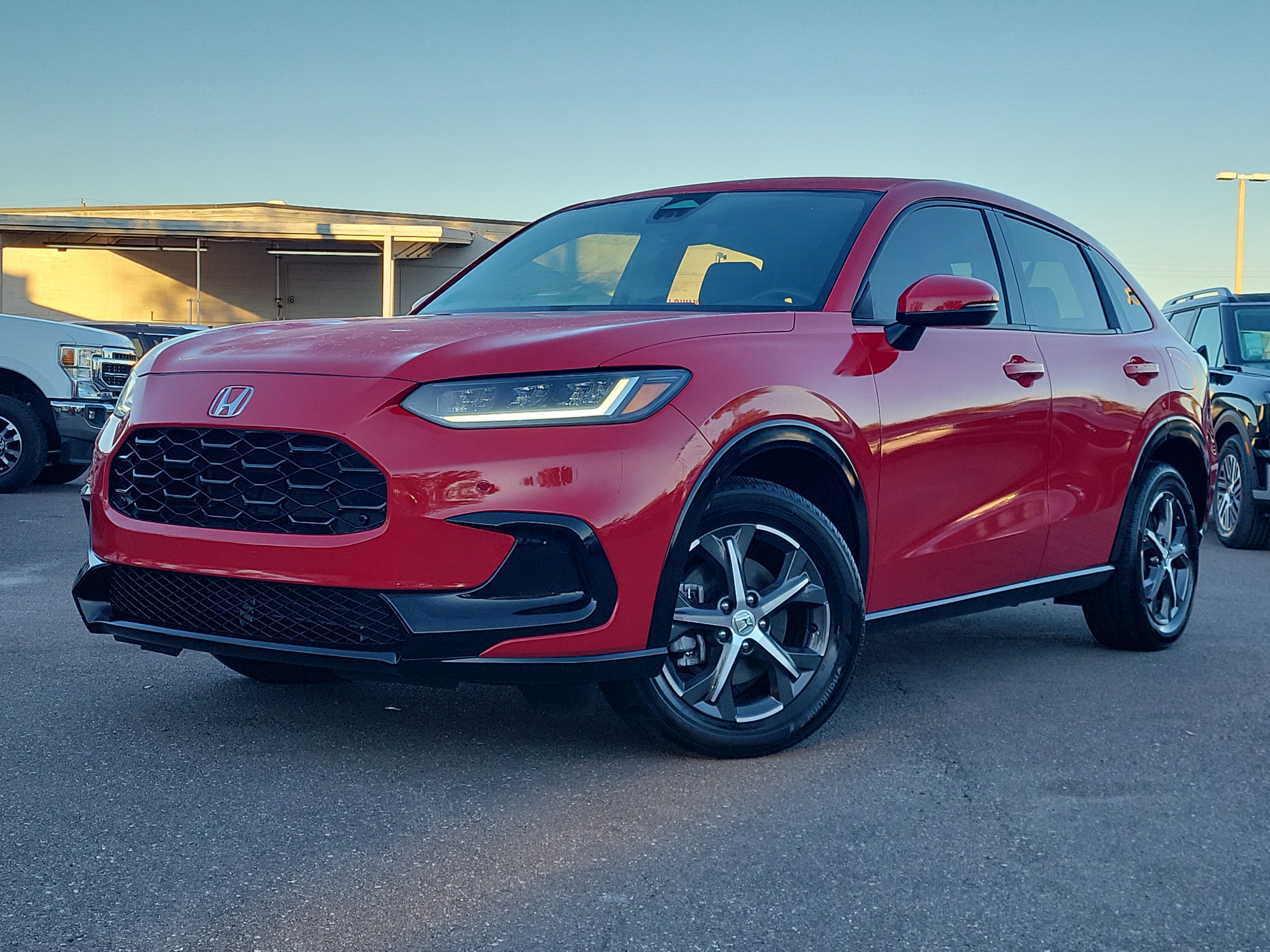 Used 2023 Honda HR-V EX-L image 1