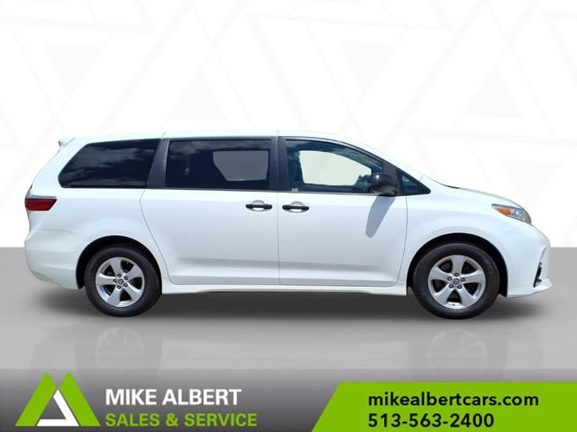 Used 2020 Toyota Sienna L FWD image 8