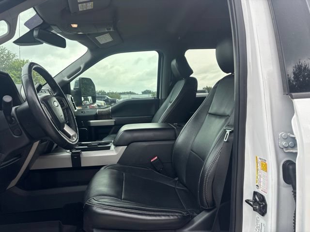 Used 2019 Ford F250 Lariat w/ Lariat Ultimate Package AWD/4WD image 9