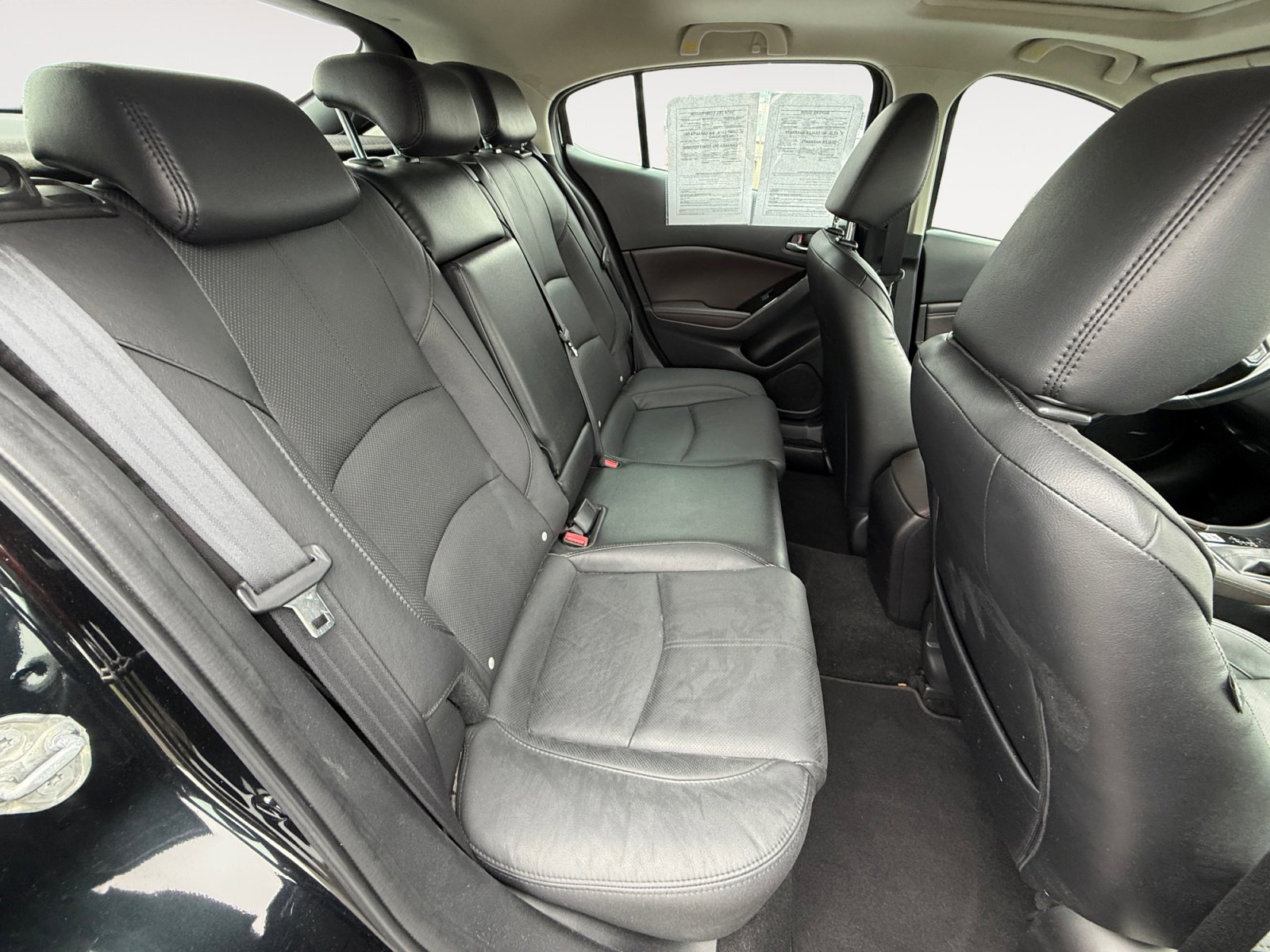 Used 2018 MAZDA MAZDA3 Grand Touring image 18