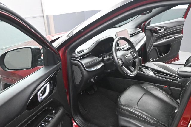 Used 2022 Jeep Compass High Altitude AWD/4WD image 17