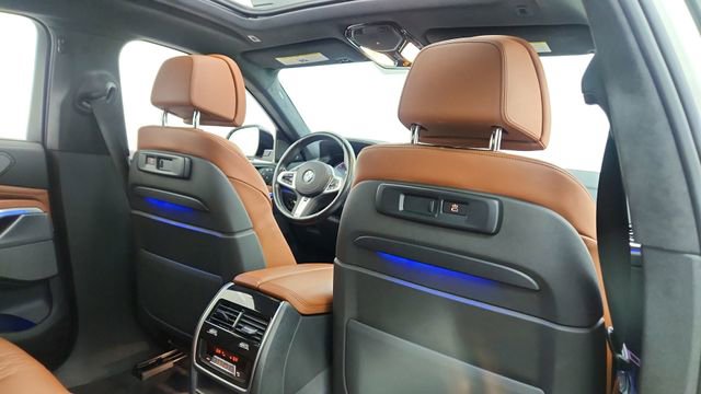 Used 2023 BMW X6 xDrive40i w/ Executive Package image 27