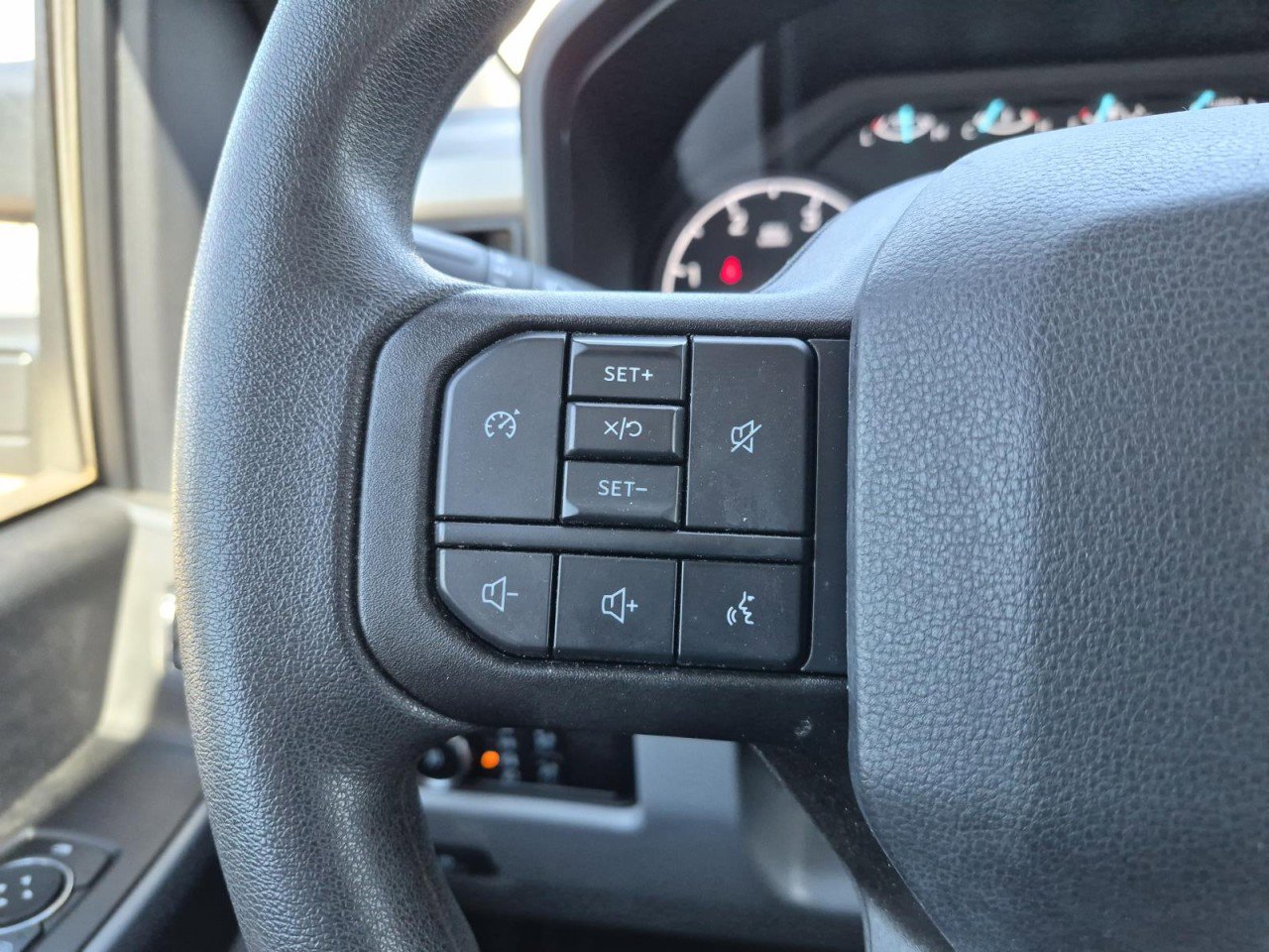 Used 2023 Ford F250 XLT image 19