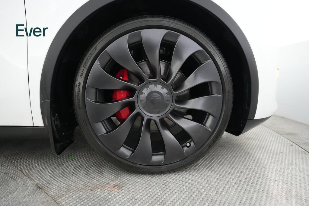 Used 2024 Tesla Model Y Performance AWD/4WD image 20
