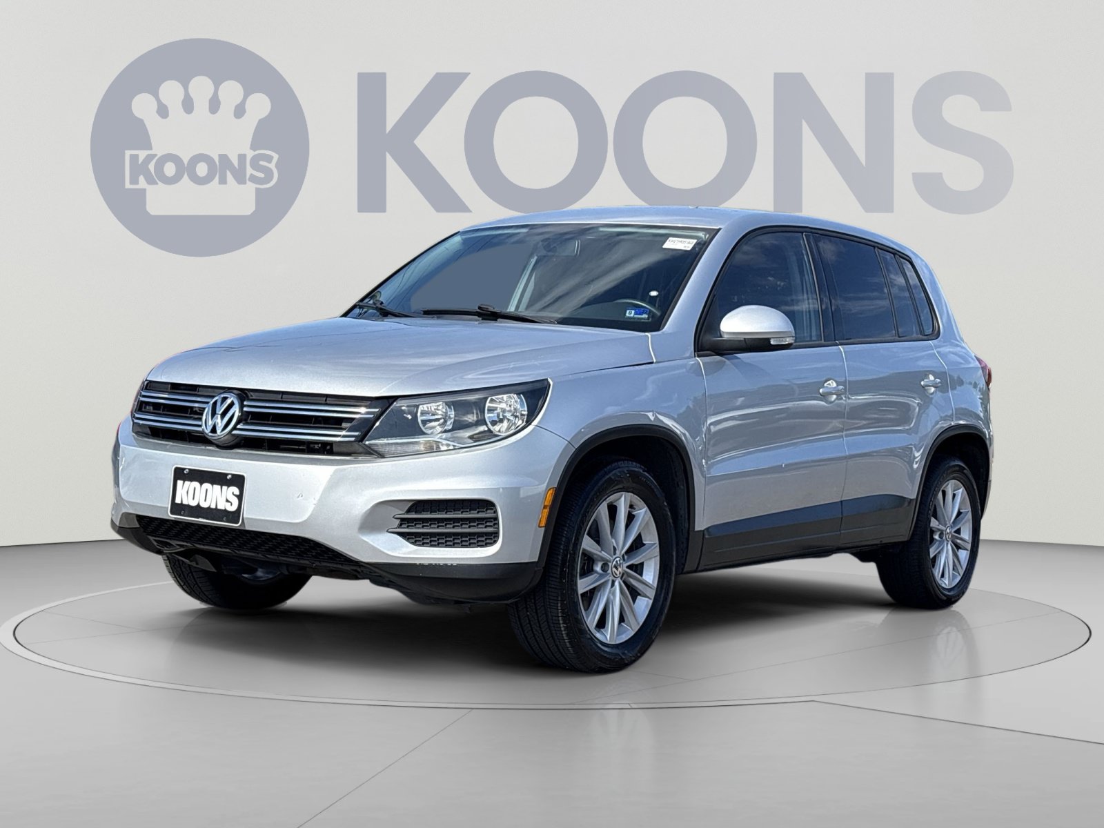 Used 2017 Volkswagen Tiguan Limited w/ Alloy Wheels Package