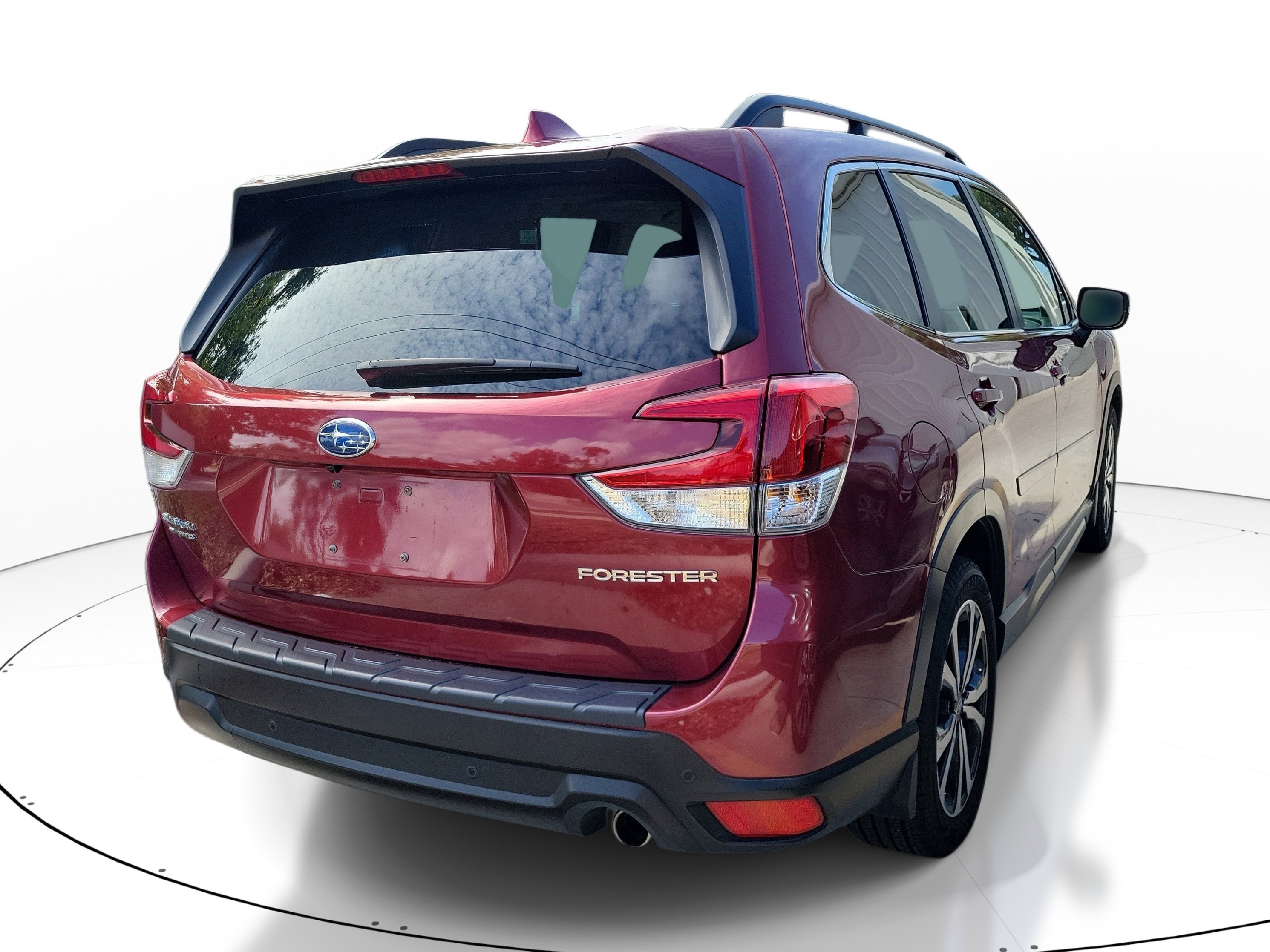 Used 2021 Subaru Forester Limited AWD/4WD image 6