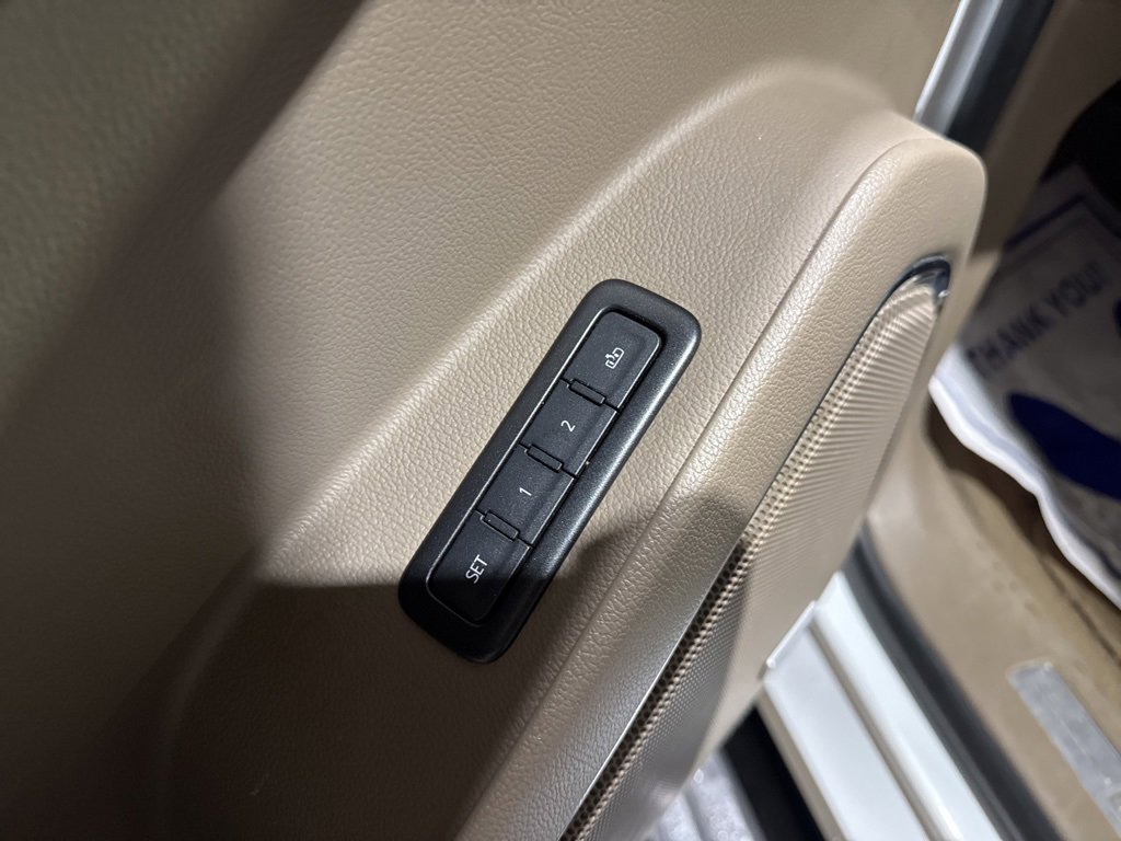 Used 2019 Chevrolet Tahoe LT image 15