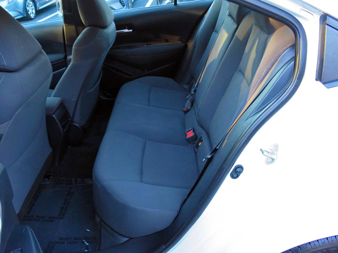 Used 2020 Toyota Corolla LE FWD image 13