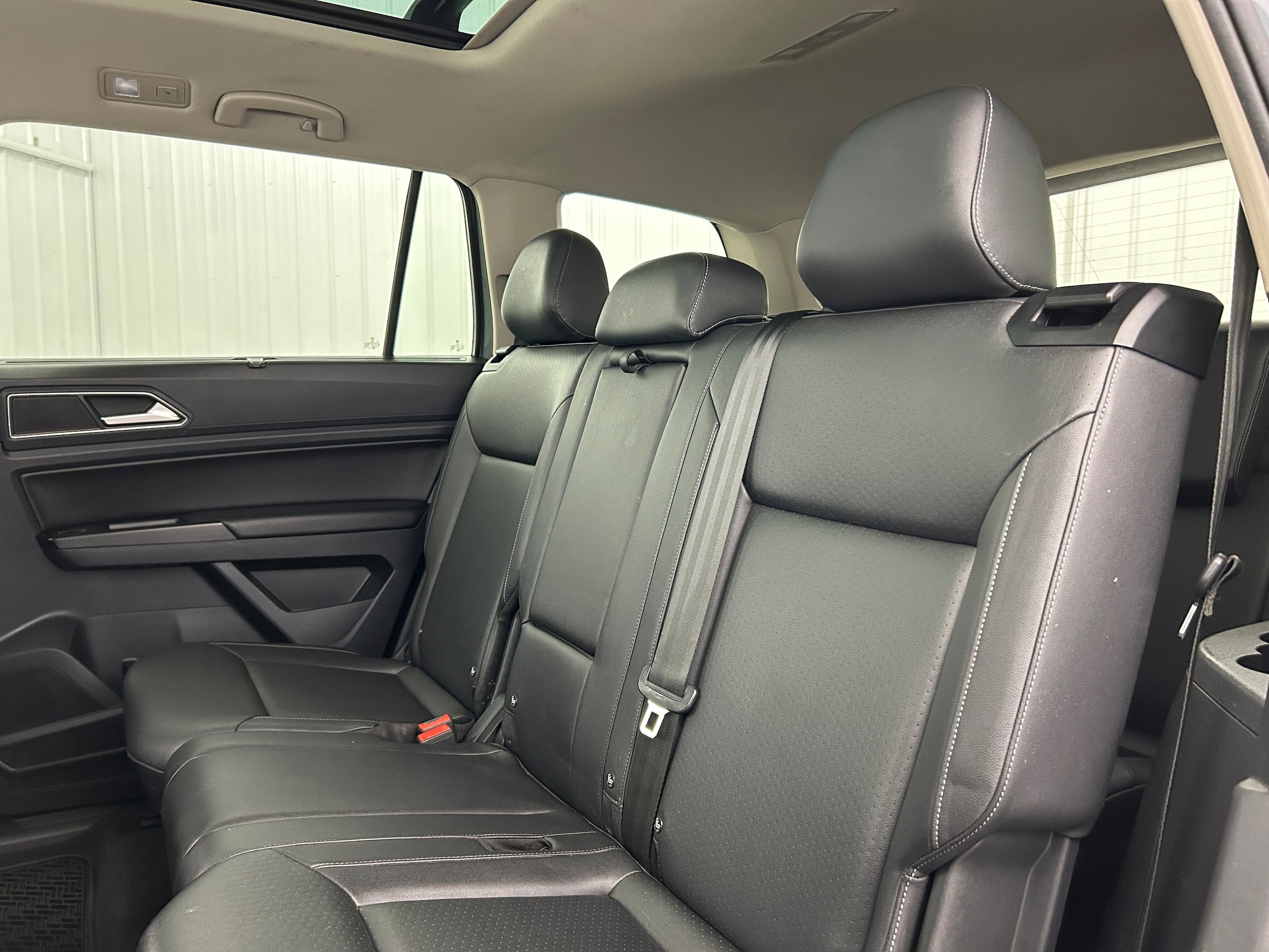 Used 2019 Volkswagen Atlas SEL R-Line image 27