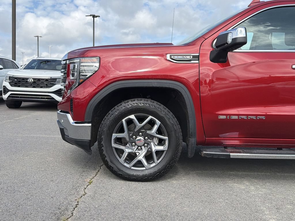 Used 2024 GMC Sierra 1500 SLT w/ SLT Premium Plus Package AWD/4WD image 13