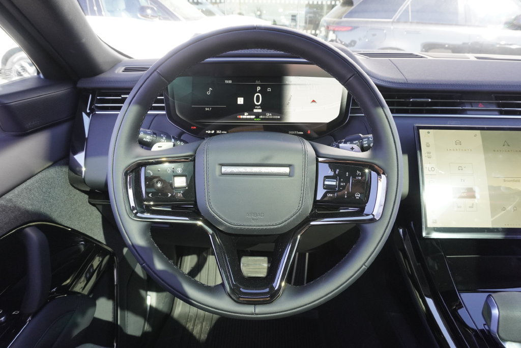 New 2026 Land Rover Range Rover Sport Dynamic SE AWD/4WD image 10