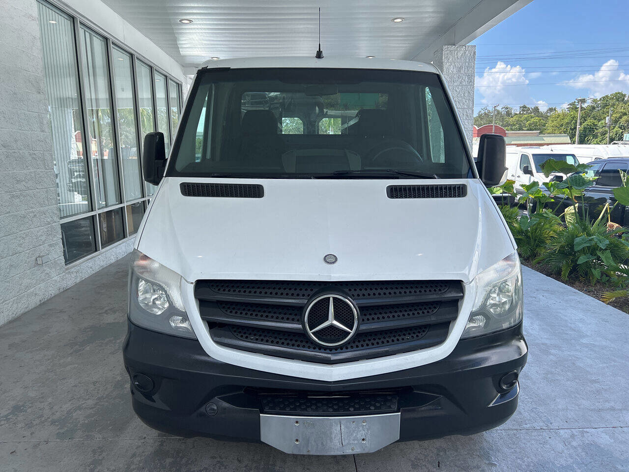 Used 2015 Mercedes-Benz Sprinter 2500 image 3