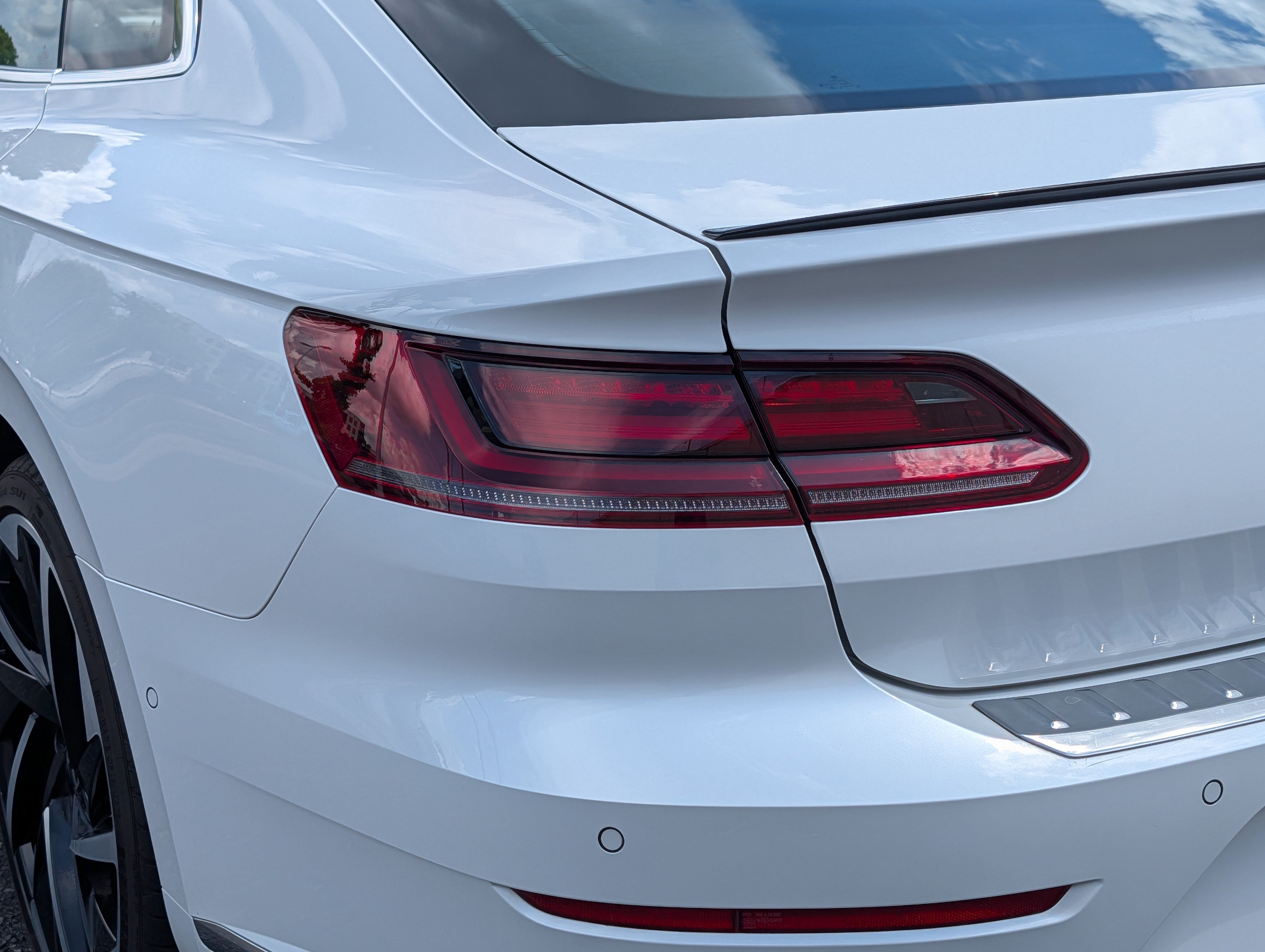 Used 2023 Volkswagen Arteon SEL Premium w/ Arteon MDO Package AWD/4WD image 11