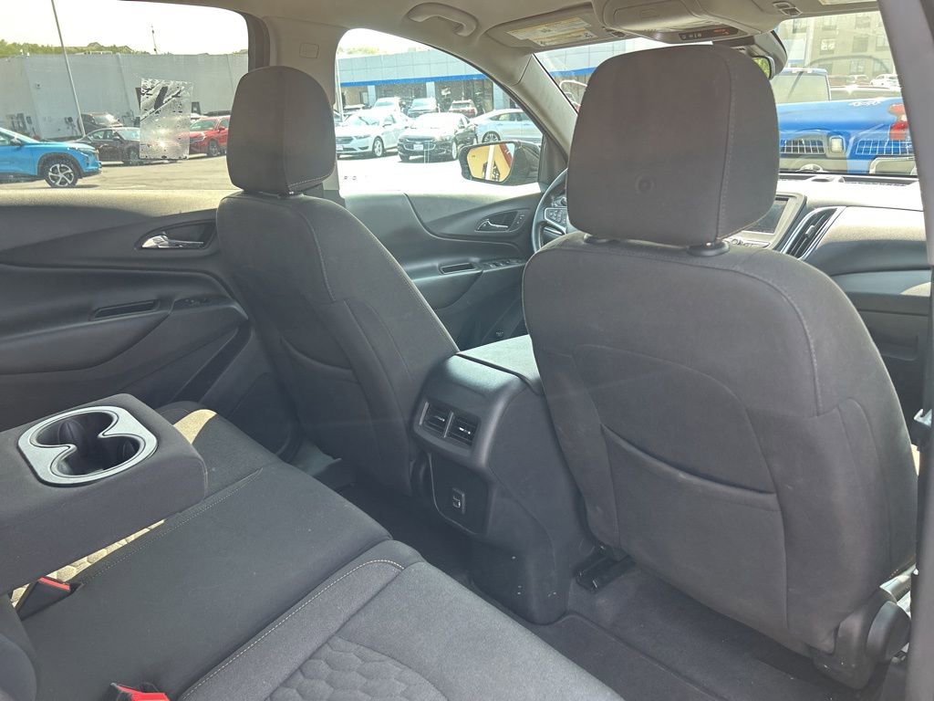 Used 2020 Chevrolet Equinox LT w/ Driver Convenience Package image 37