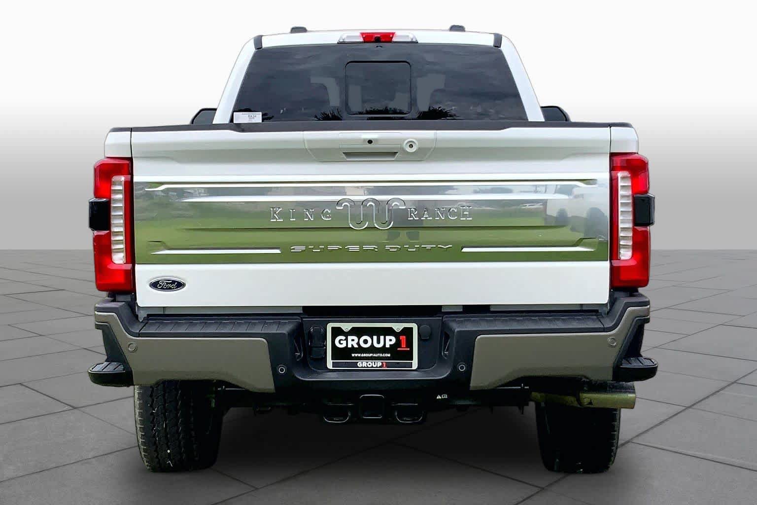 New 2026 Ford F350 King Ranch w/ FX4 Off-Road Package AWD/4WD image 4