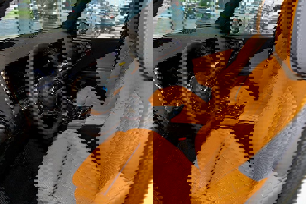 Used 2025 BMW X3 xDrive30i w/ Premium Package image 15