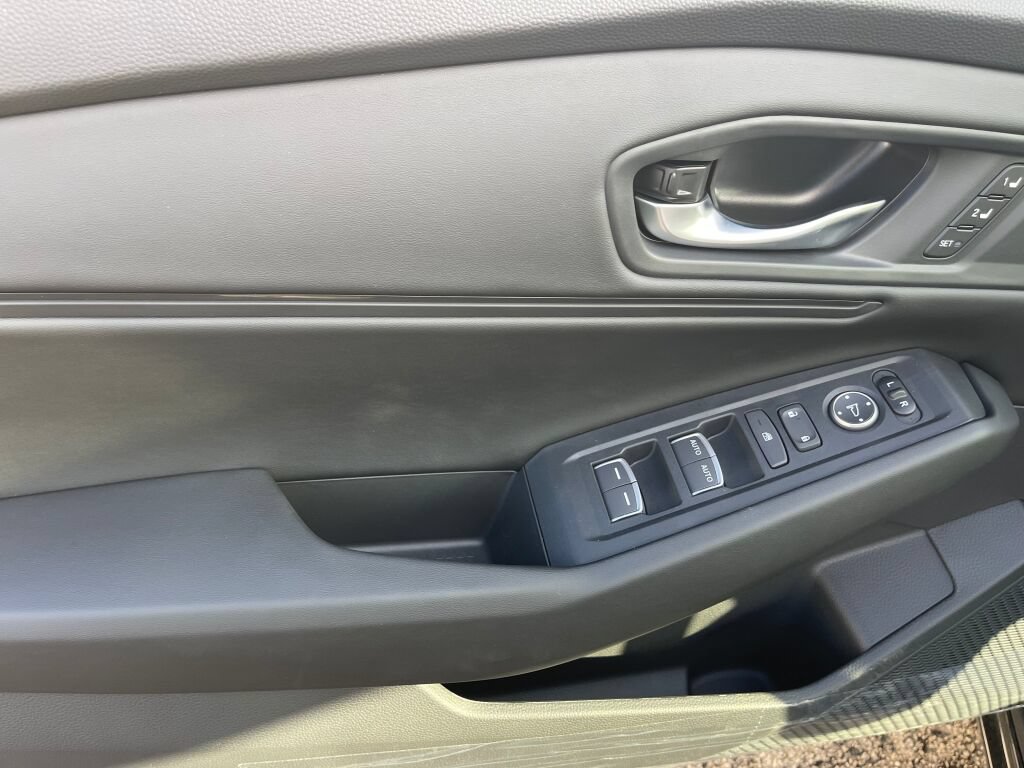 New 2026 Honda Accord EX-L image 7