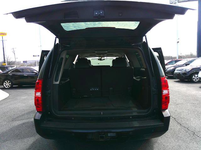 Used 2011 Chevrolet Suburban LT image 5