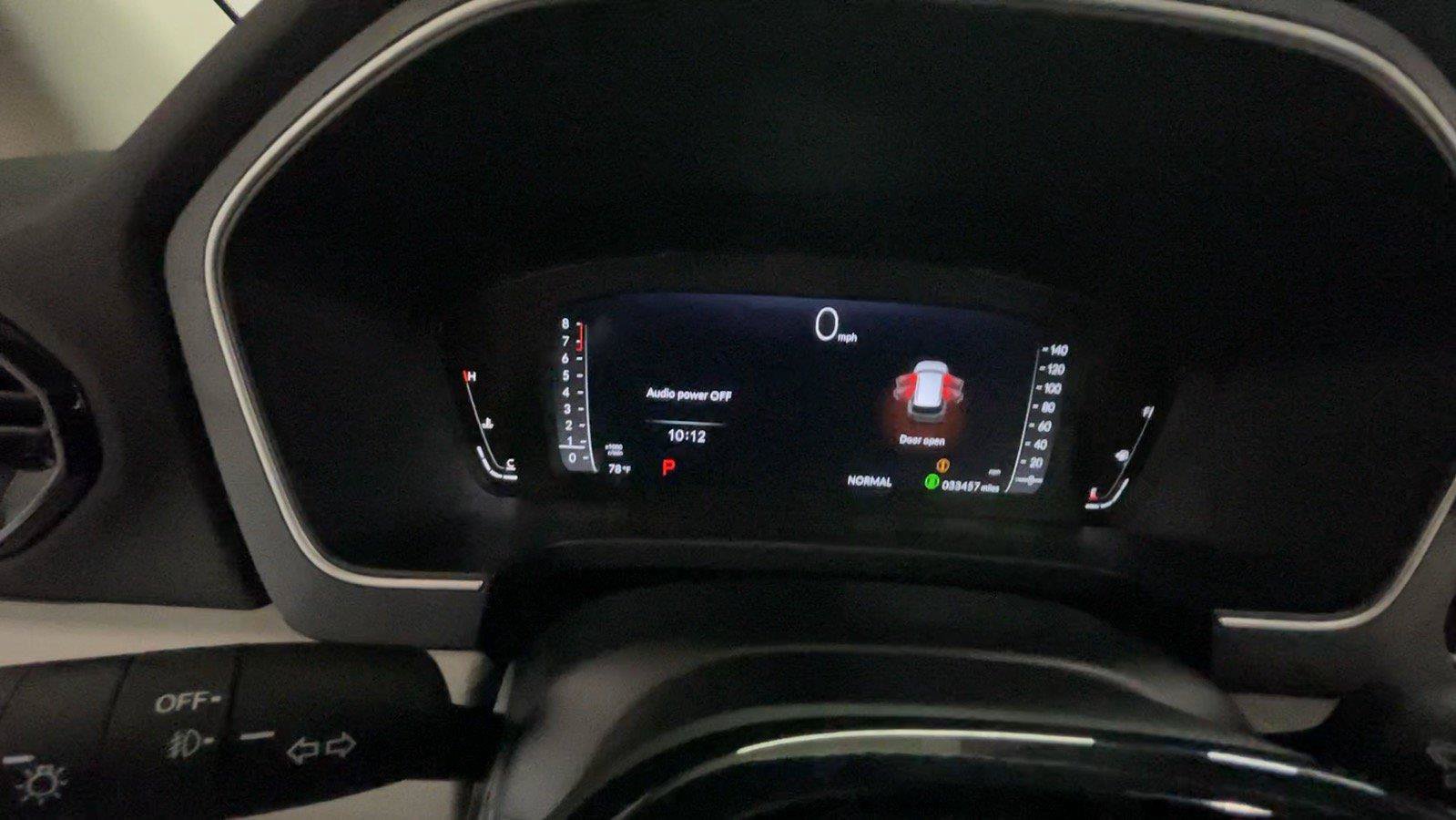Used 2025 Honda Pilot Elite image 32