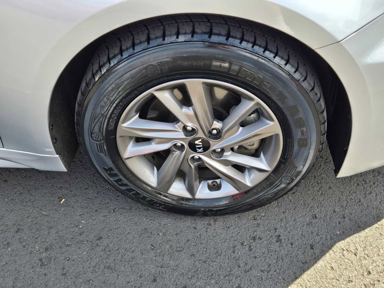 Used 2020 Kia Optima LX FWD image 9