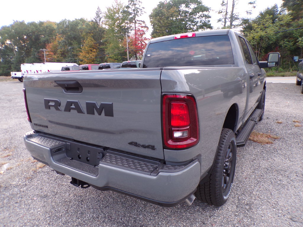New 2026 RAM 2500 Big Horn AWD/4WD image 7