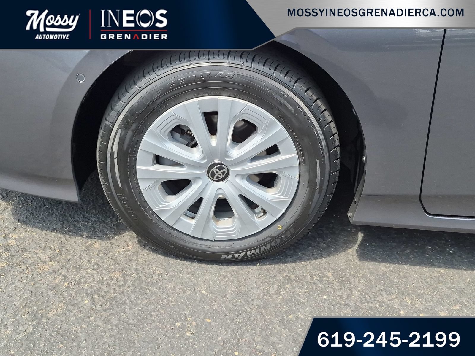 Used 2022 Toyota Prius LE FWD image 10