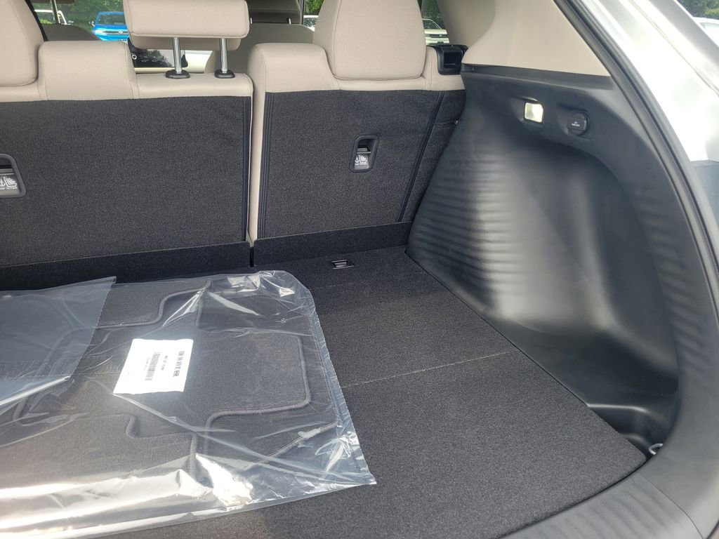 New 2026 Honda HR-V LX image 33