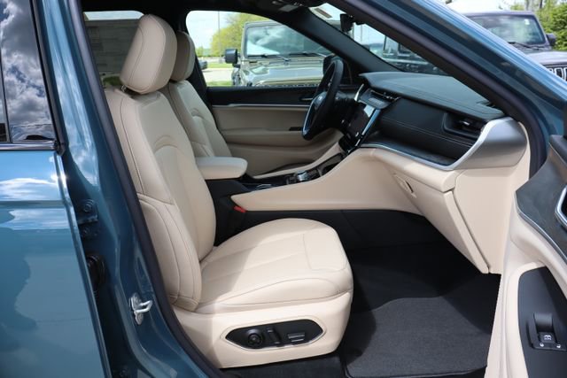 New 2026 Jeep Grand Cherokee Limited AWD/4WD image 44