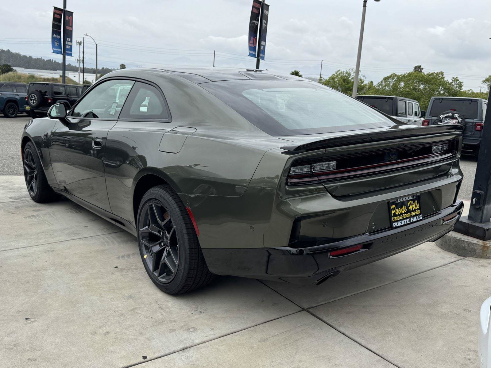 New 2026 Dodge Charger Scat Pack w/ Blacktop Package AWD/4WD image 4