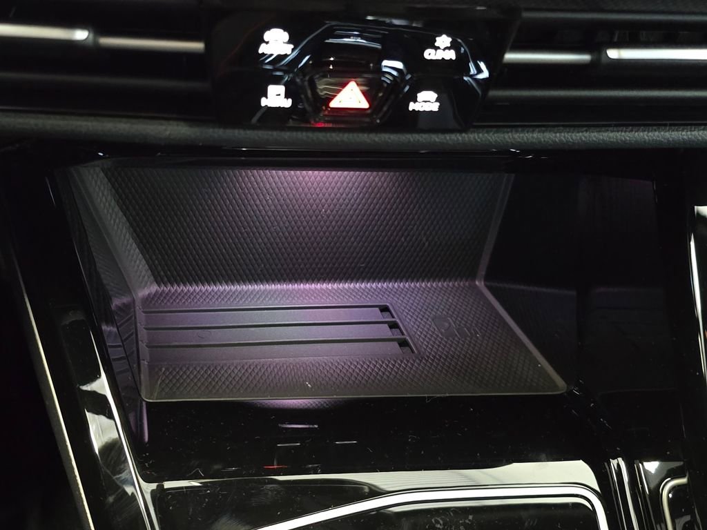 New 2026 Volkswagen GTI SE image 8