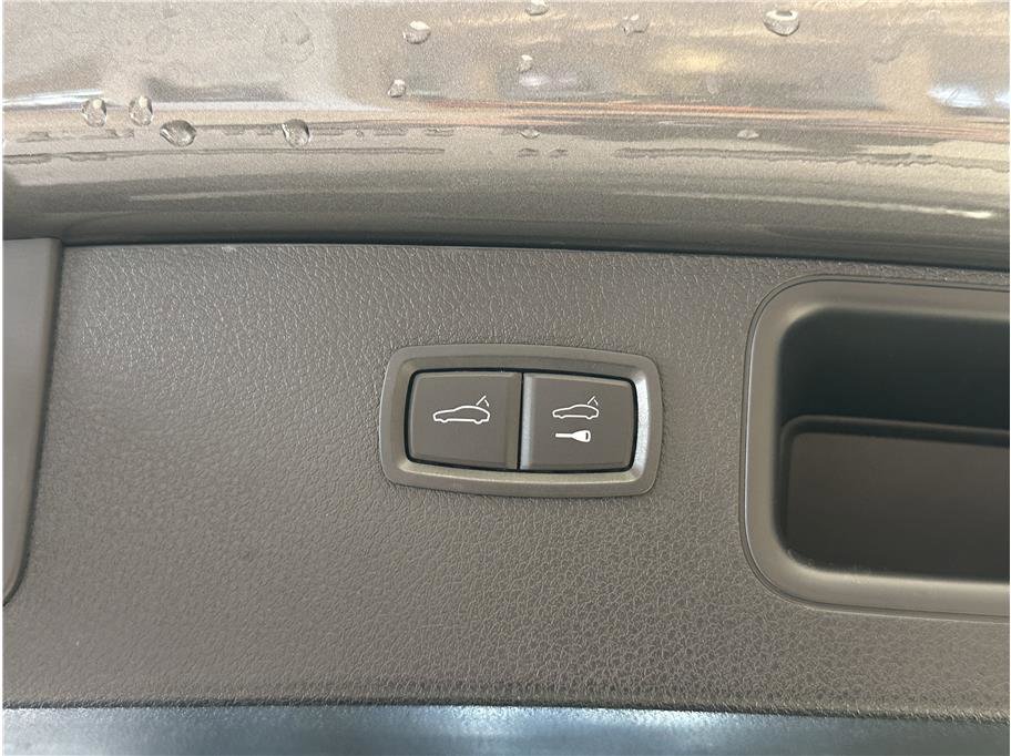 Used 2018 Porsche Macan Sport Edition image 25