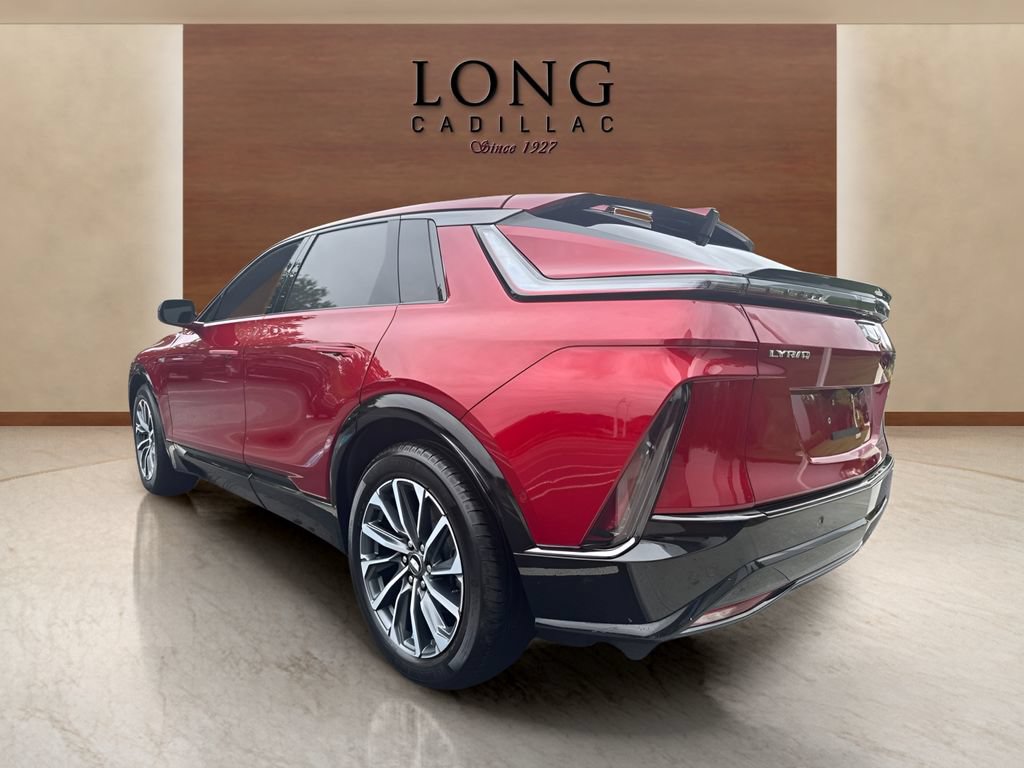 Used 2024 Cadillac Lyriq Sport AWD/4WD image 3