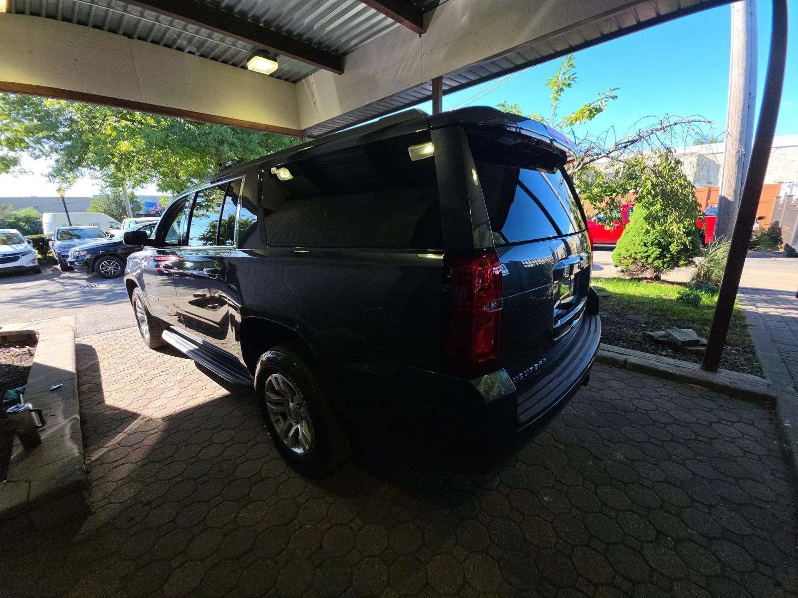 Used 2019 Chevrolet Suburban LS AWD/4WD image 2