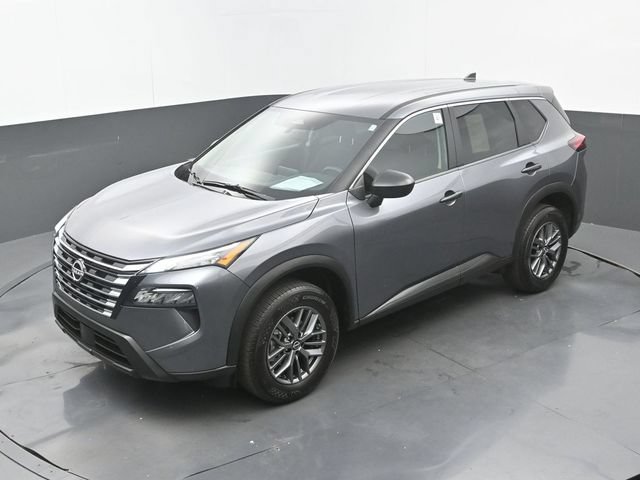 Used 2026 Nissan Rogue S FWD image 30