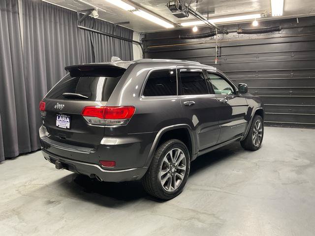 Used 2018 Jeep Grand Cherokee Overland AWD/4WD image 6
