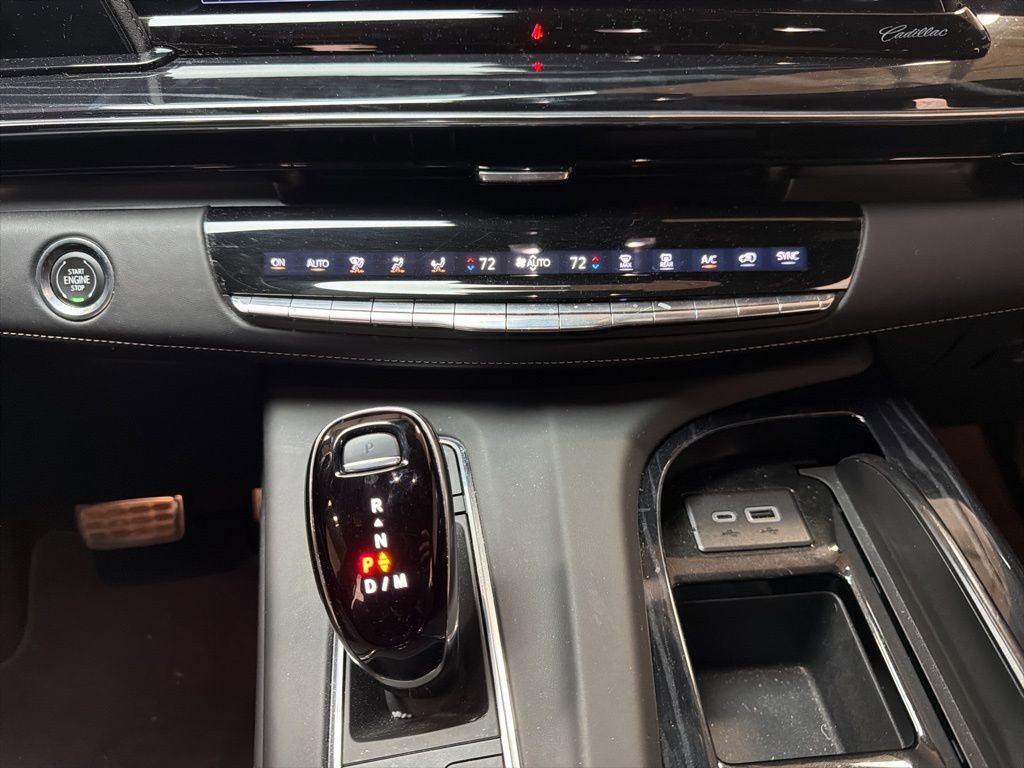 Used 2023 Cadillac Escalade V w/ LPO, ONYX Package AWD/4WD image 24