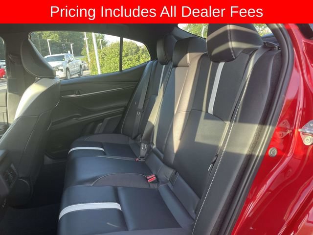Used 2025 Toyota Camry SE FWD image 16