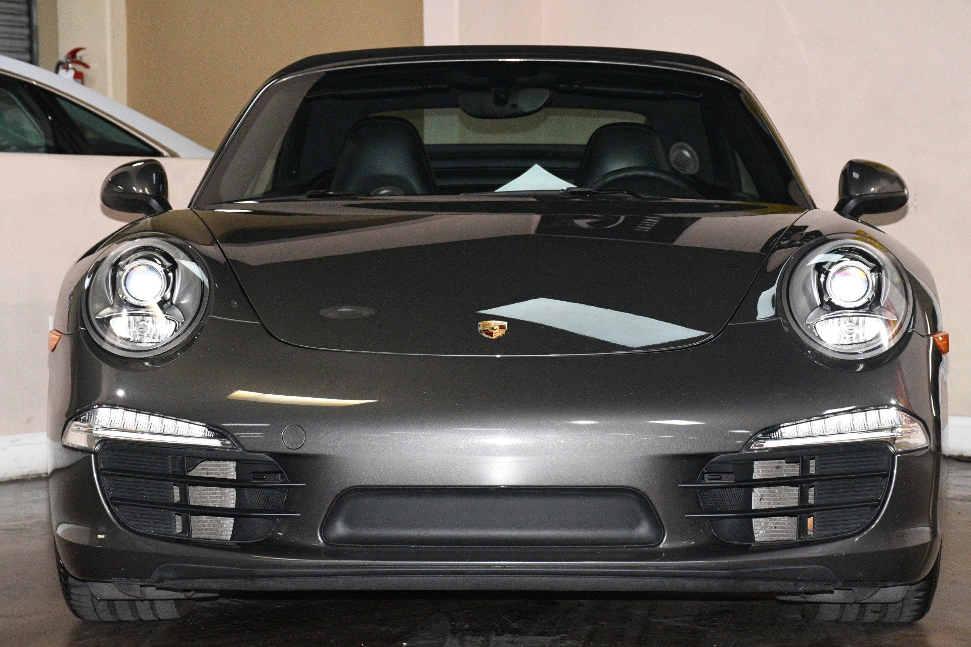 Used 2013 Porsche 911 Carrera RWD image 1