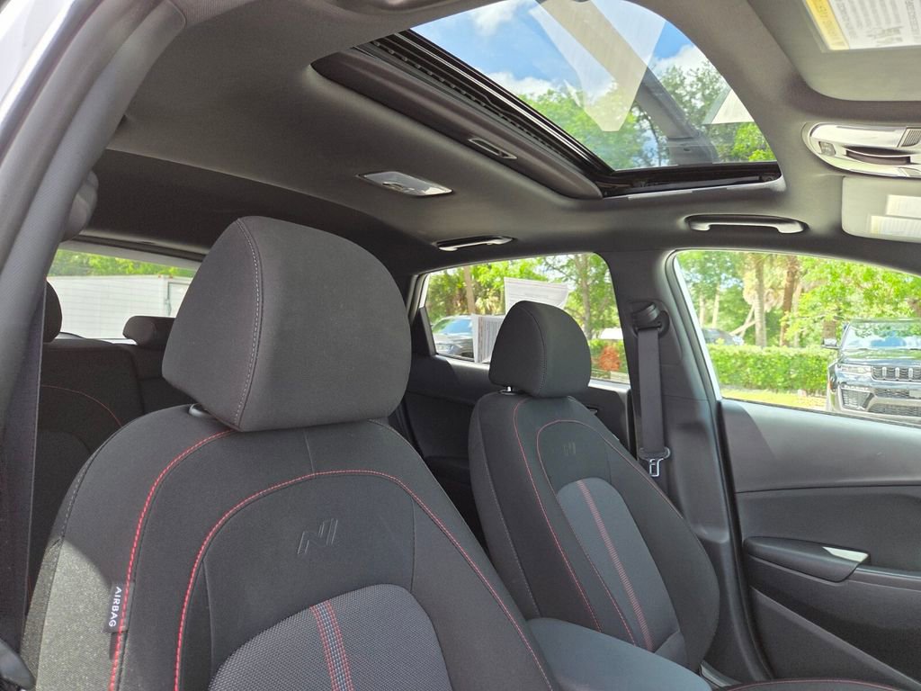 Used 2023 Hyundai Kona N Line FWD image 11