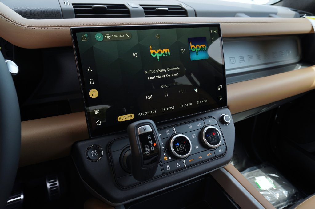 New 2026 Land Rover Defender 130 X AWD/4WD image 21