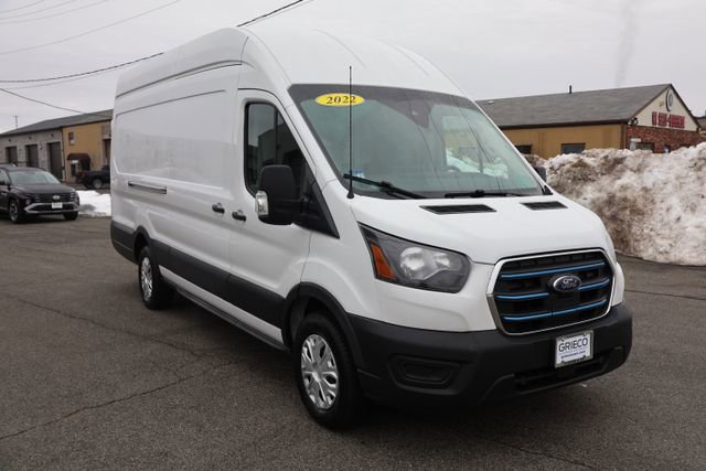 Used 2022 Ford E-Transit 148 High Roof Extended image 1