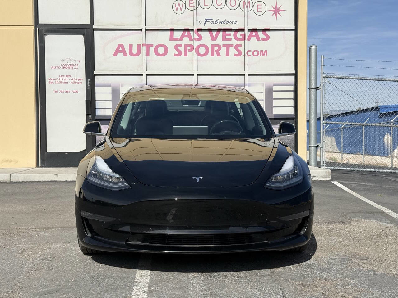 Used 2018 Tesla Model 3 Performance image 3